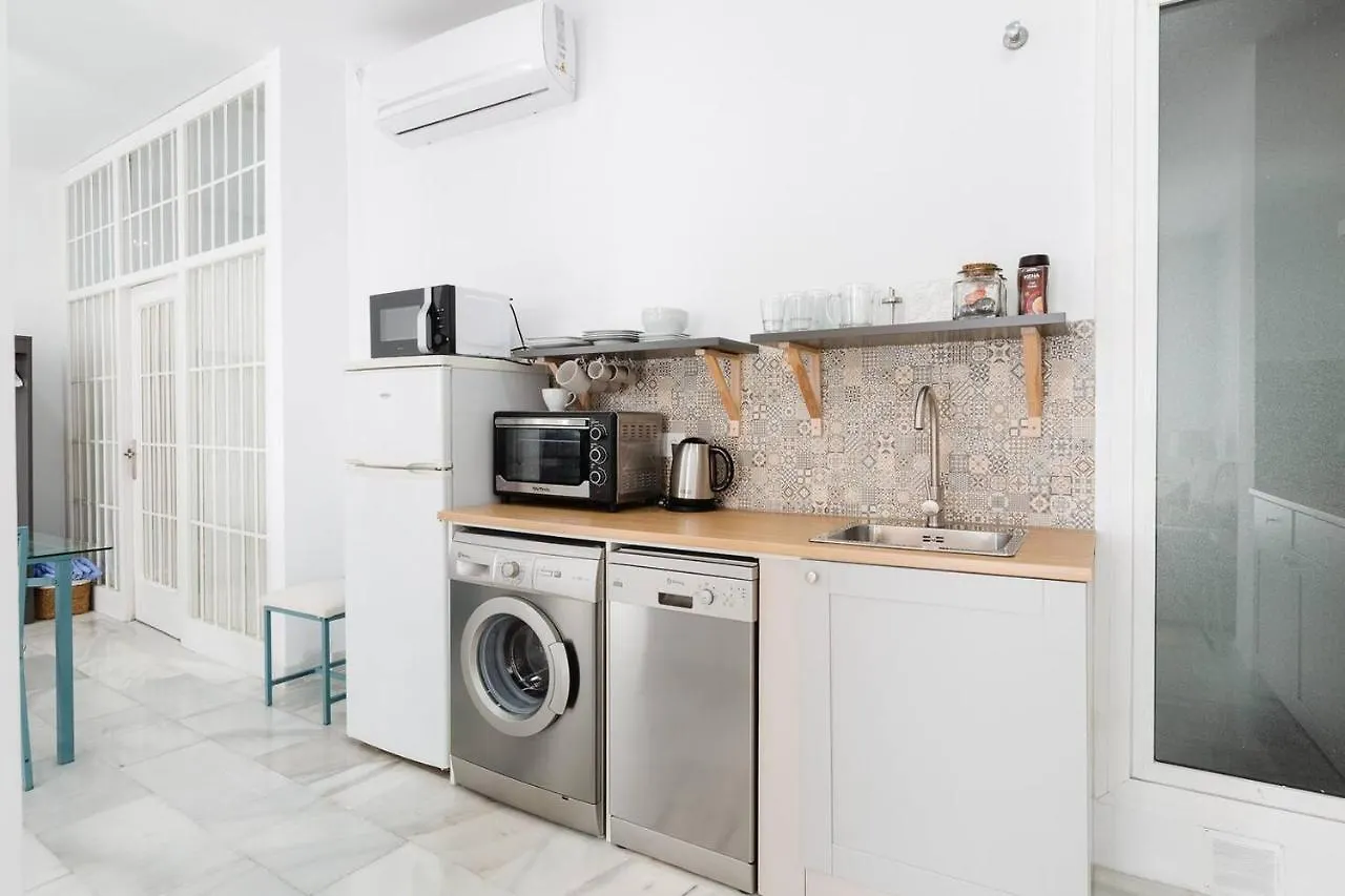 Appartamento Loft En Primera Linea Del Paseo Maritimo Málaga