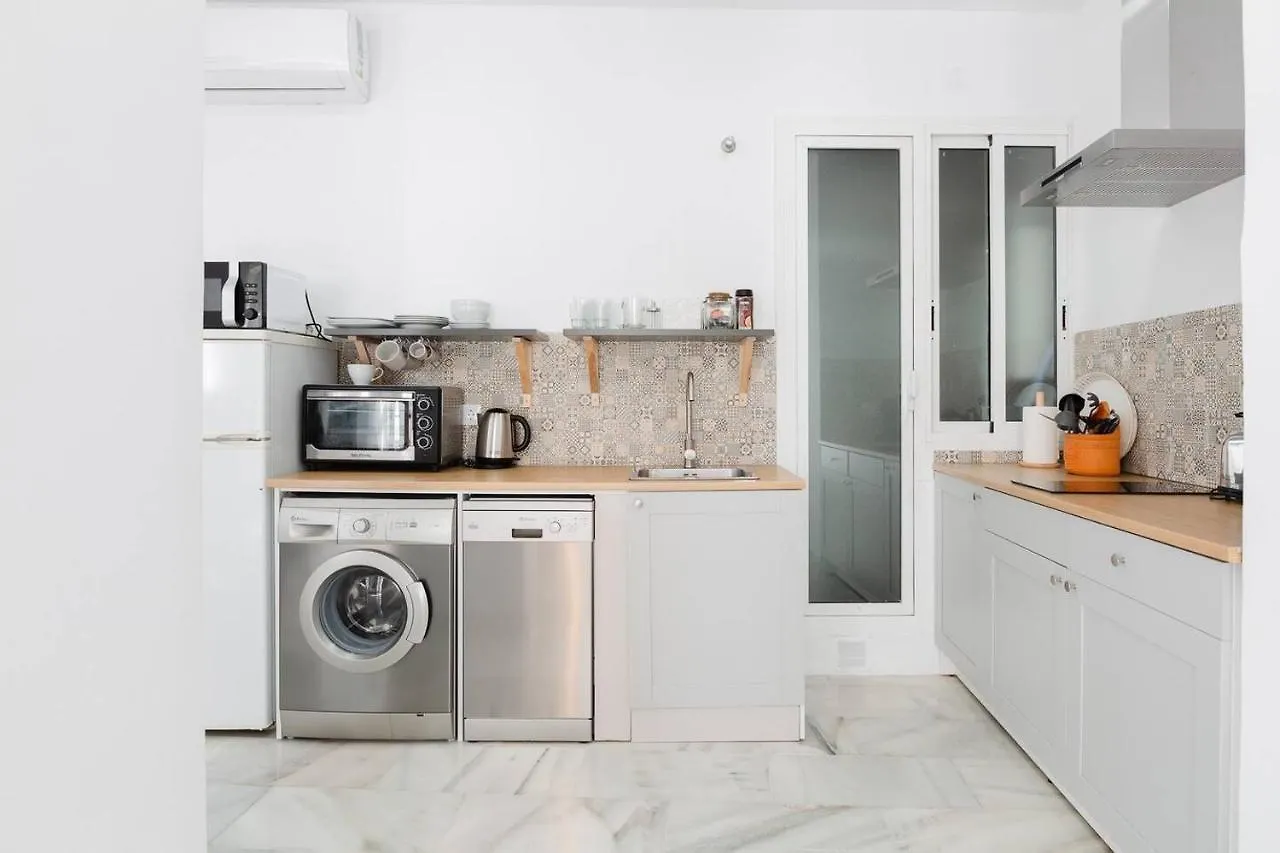 Appartamento Loft En Primera Linea Del Paseo Maritimo Málaga
